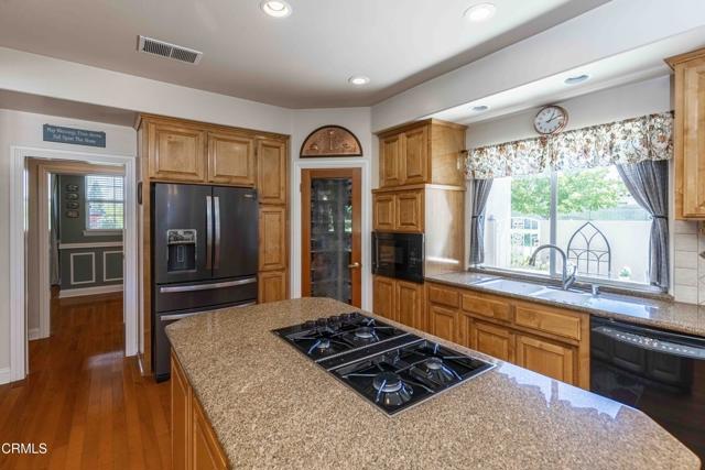 Image 22 of 69 For 211 Moon Ranch Street