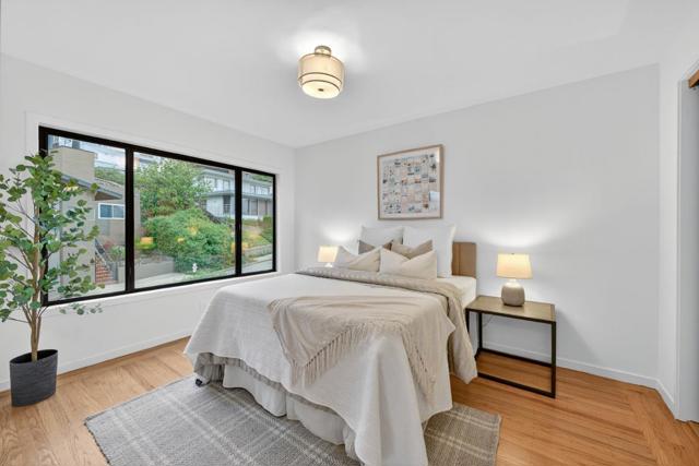 72 Cresta Vista Drive, San Francisco CA: https://media.crmls.org/mediaz/69d872cf-b998-4477-8bbd-29352716555f.jpg