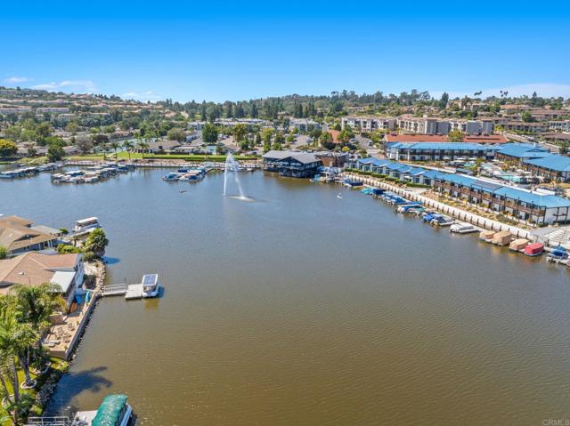 1051 La Reina Drive, San Marcos CA: https://media.crmls.org/mediaz/69d897b6-9cb4-4a77-a353-c86ddc32da58.jpg