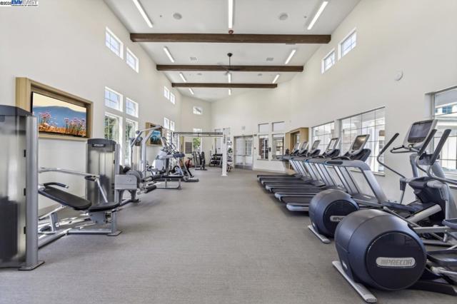 1380 Brookline Loop, Pleasanton CA: https://media.crmls.org/mediaz/69d8c220-78b8-4435-80ea-6ca0c93bc486.jpg