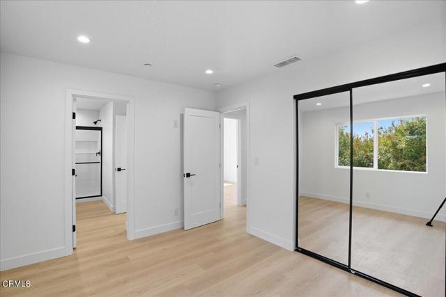 Detail Gallery Image 14 of 16 For 1907 Ocean Ave, Ventura,  CA 93001 - 3 Beds | 2 Baths