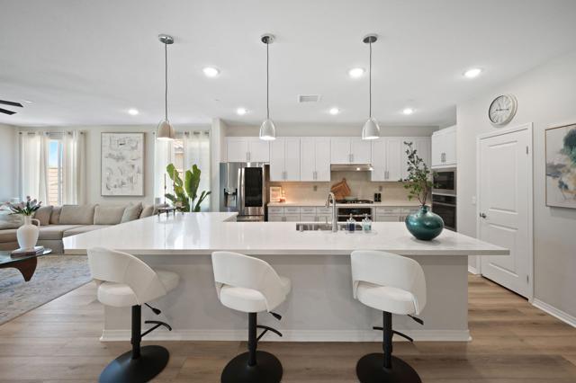 42811 Torno Place, Indio CA: https://media.crmls.org/mediaz/69d97c5c-3ff6-4d76-8a22-7a8266e5ad01.jpg