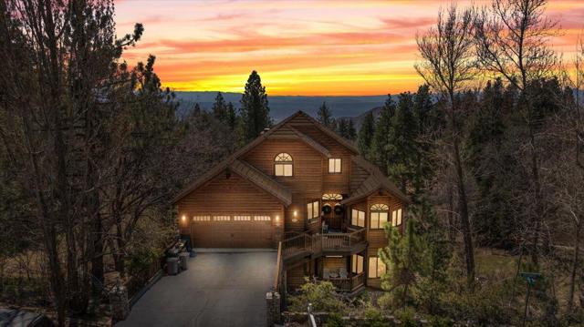 30097 Enchanted Way, Running Springs CA: https://media.crmls.org/mediaz/69d99d7a-0cb8-407d-962a-b96feeb42314.jpg