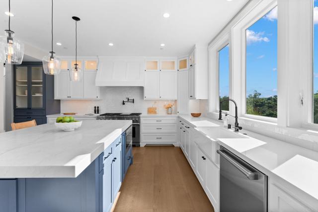 Detail Gallery Image 19 of 56 For 2747 via Del Robles, Fallbrook,  CA 92028 - 3 Beds | 3 Baths