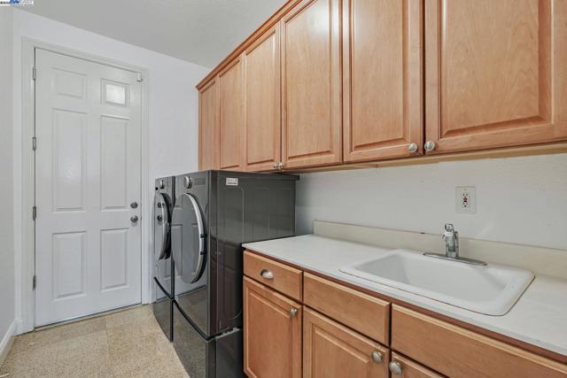 Image 40 of 60 For 5065 Carbondale Way