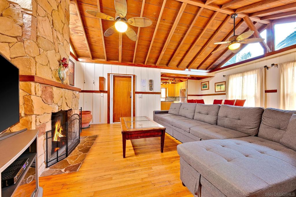 370 Nautilus St - photo 9