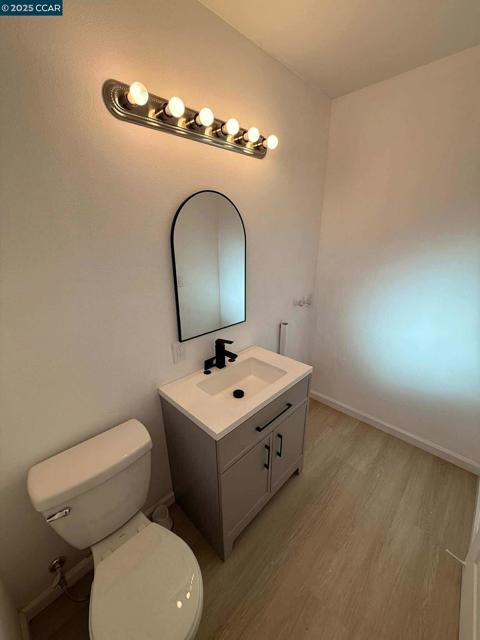 314 Washington St, Vallejo CA: https://media.crmls.org/mediaz/69de26a1-0b86-497d-b460-81ed95392a34.jpg