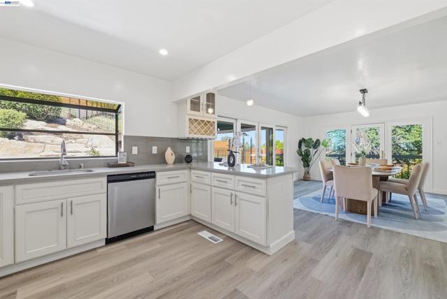 Image 42 of 60 For 536 Golf Club Rd