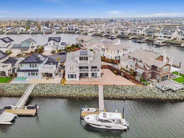 290 Waterside Place, Bethel Island CA: https://media.crmls.org/mediaz/69deec9d-0a38-42a2-adb9-904562ca760e.jpg