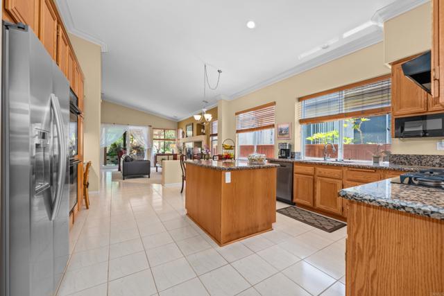11075 Mulgrave Road, San Diego CA: https://media.crmls.org/mediaz/69df12d5-66c4-4252-8098-019c7c215810.jpg