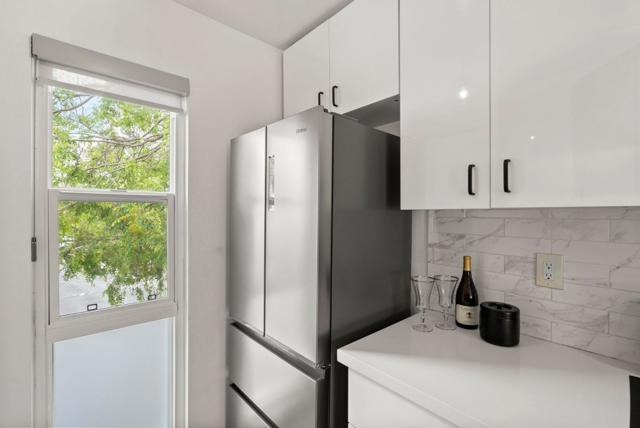1919 Alameda De Las Pulgas, San Mateo CA: https://media.crmls.org/mediaz/69dfc8dd-0298-46ab-a2f0-77a1913441b3.jpg