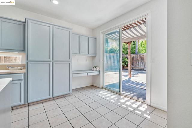 1261 King Loop, Tracy CA: https://media.crmls.org/mediaz/69e0159c-0cb0-4fde-8e12-3943f6437329.jpg