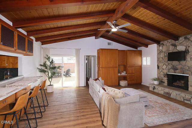 Detail Gallery Image 6 of 34 For 5712 Glady St, South Gate,  CA 90280 - 3 Beds | 2 Baths