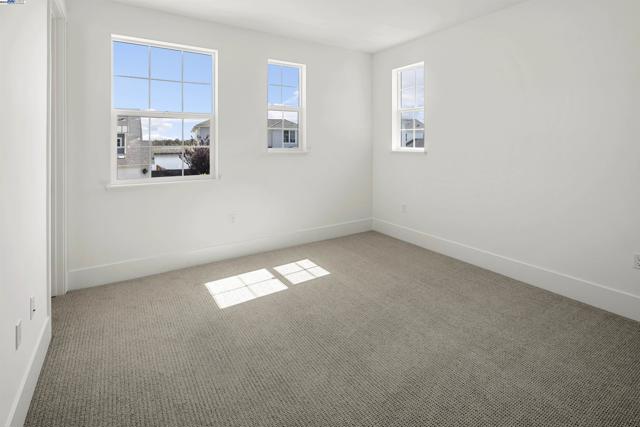 16 Grey Whale Place, Bethel Island CA: https://media.crmls.org/mediaz/69e3cae6-e2b7-4a43-84ce-ab86549637e5.jpg