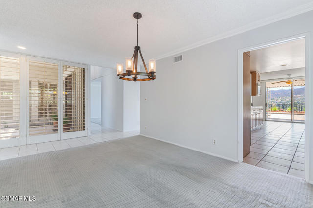 18854 Edleen Drive, Tarzana CA: https://media.crmls.org/mediaz/69e52758-1ae1-4c0b-9daf-dfb5e65bfb32.jpg