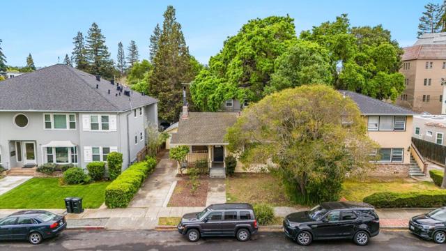 30 Clinton Street, Redwood City CA: https://media.crmls.org/mediaz/69e58364-6f13-458a-a3ca-216ded3a29f8.jpg