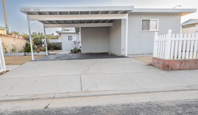 2256 Pierpont Boulevard, Ventura CA: https://media.crmls.org/mediaz/69e680ea-ff31-4e7b-9349-6e2ab97bbf1d.jpg
