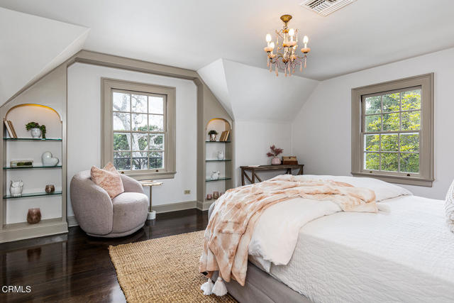 3001 Lombardy Road, Pasadena CA: https://media.crmls.org/mediaz/69e6b341-d827-4da6-a2bb-2d366af5fae8.jpg