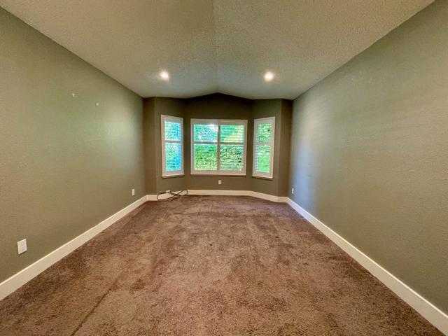 7592 Deltawind Drive, Sacramento CA: https://media.crmls.org/mediaz/69e6f268-31f8-42ea-aafd-77c39a34681e.jpg