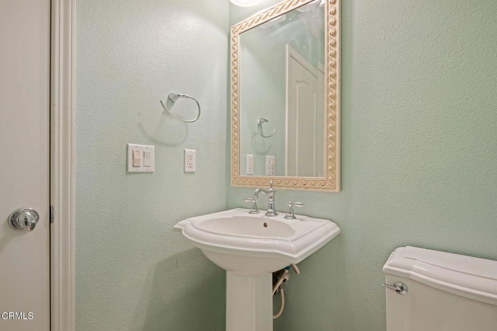 https://media.crmls.org/mediaz/69e73d31-4c27-478f-bd8c-0fd1f6ec1d9f.jpg?preset=X-Large