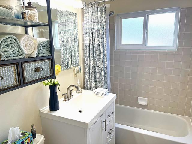 4927 Leigh Avenue, San Jose CA: https://media.crmls.org/mediaz/69e9729a-25bc-4b98-a221-4606ef975d5f.jpg