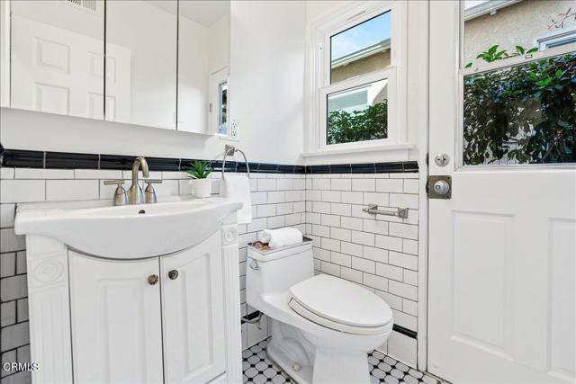Detail Gallery Image 14 of 36 For 799 N Craig Ave, Pasadena,  CA 91104 - 2 Beds | 1/1 Baths
