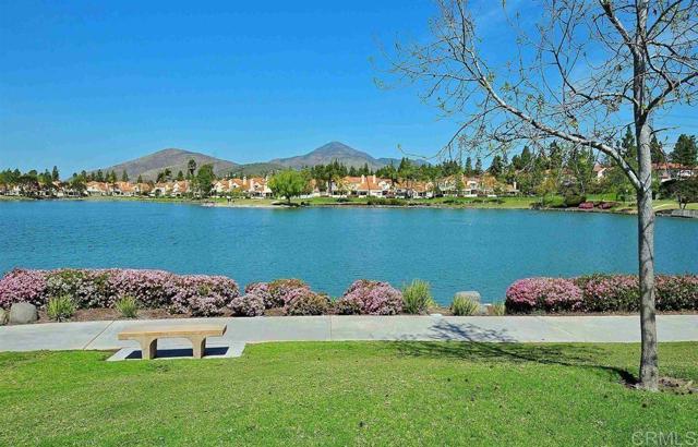 742 Eastshore, Chula Vista CA: https://media.crmls.org/mediaz/69eaa1f6-4107-4bba-bdee-f7b87a019512.jpg