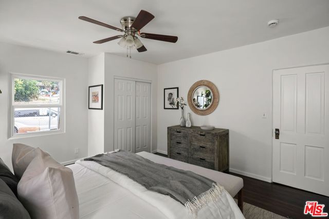 3710 Fletcher Drive, Los Angeles CA: https://media.crmls.org/mediaz/69eafaa8-35bd-4b7a-ae8b-e6d1041e8c80.jpg