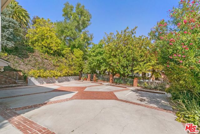 Image 2 for 1460 San Remo Dr, Pacific Palisades, CA 90272