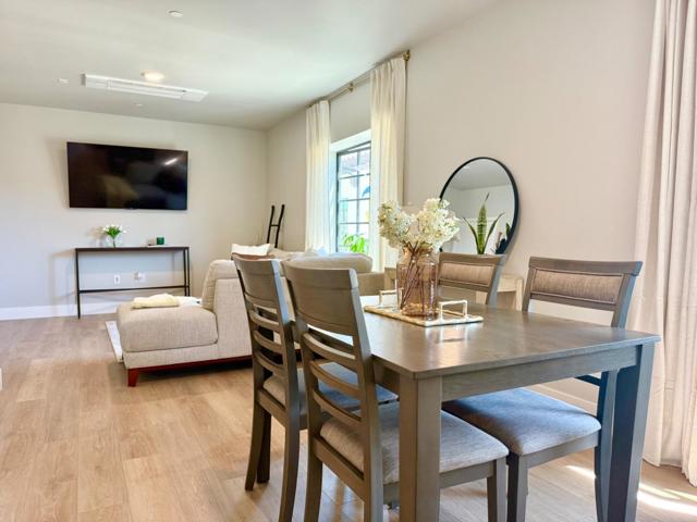 400 San Benito St, Hollister CA: https://media.crmls.org/mediaz/69ebce15-e856-424c-b024-4e5cb3a4daf7.jpg