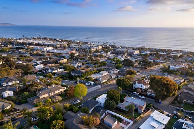 Detail Gallery Image 41 of 46 For 608 Forward St, La Jolla,  CA 92037 - 3 Beds | 2 Baths