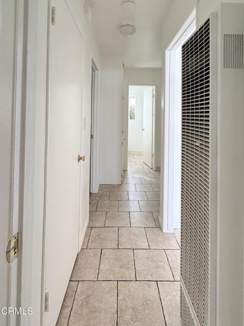 Detail Gallery Image 4 of 7 For 3325 Porter Ln, Ventura,  CA 93003 - 2 Beds | 1 Baths