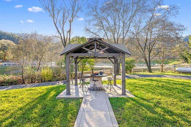 6915 Redwood Retreat Road, Gilroy CA: https://media.crmls.org/mediaz/69ec34d8-3426-4053-b933-1ef4725a036f.jpg