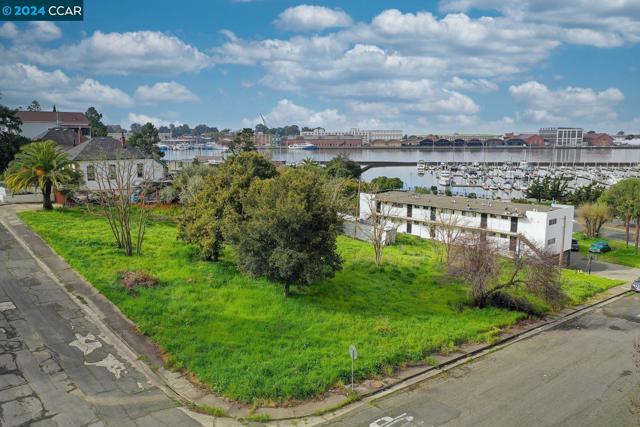 Details for 317 Trinity St, Vallejo, CA 94590