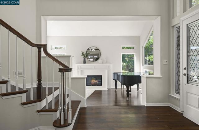 47 Kentfield Ct, Alamo CA: https://media.crmls.org/mediaz/69ede84e-ccc8-4ab3-a53c-f3a3e6ed3788.jpg