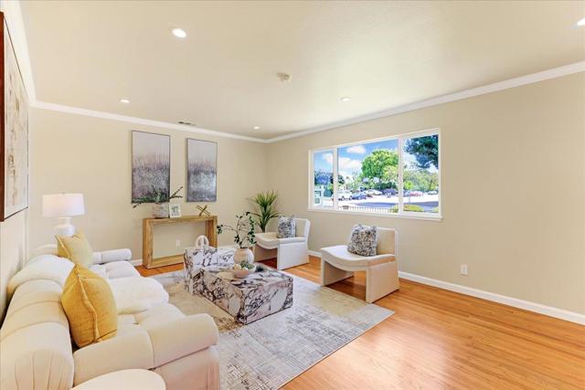 3139 Laneview Drive, San Jose CA: https://media.crmls.org/mediaz/69edf383-2ab1-4f0b-9d53-f5f14ada4684.jpg
