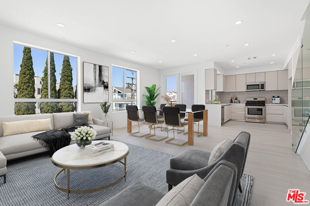 11727 Kiowa Avenue #402