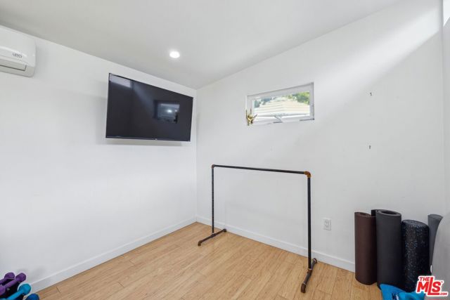 29429 Trailway Lane, Agoura Hills CA: https://media.crmls.org/mediaz/69effe50-333d-4ac9-a0e9-a3ddb3388926.jpg