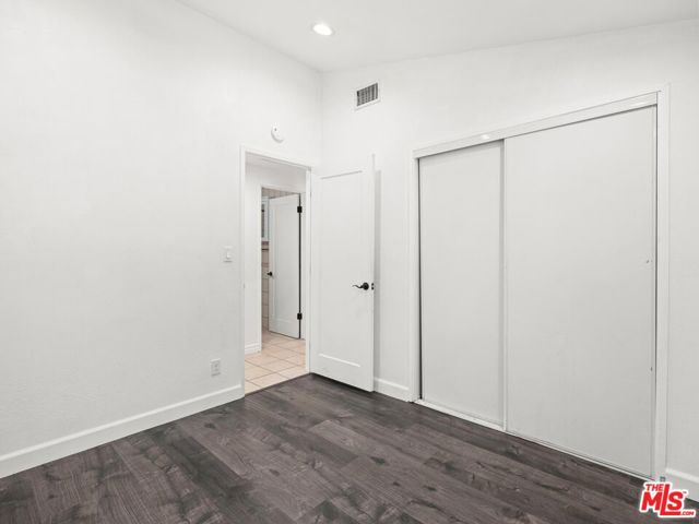 18717 Kimbrough Street, Canyon Country CA: https://media.crmls.org/mediaz/69f03daa-d6cc-4315-a0d4-636676a5dee1.jpg