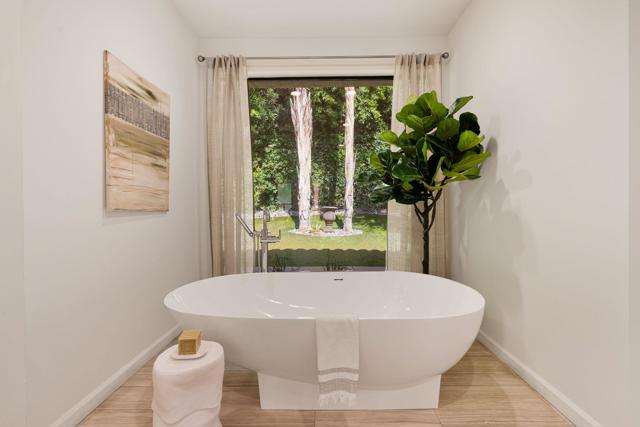 Image 36 of 80 For 70663 Oroville Circle