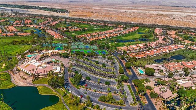 76546 Begonia Lane, Palm Desert CA: https://media.crmls.org/mediaz/69f192e4-9cd1-4d35-8b94-d856f0a14989.jpg