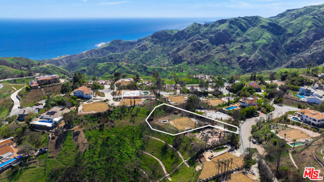 23310 W Pompano Street, Malibu CA: https://media.crmls.org/mediaz/69f19f15-6b51-4b1d-88f4-3daae7a356c8.jpg