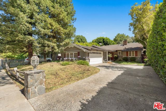 21239 Velicata Street photo 2