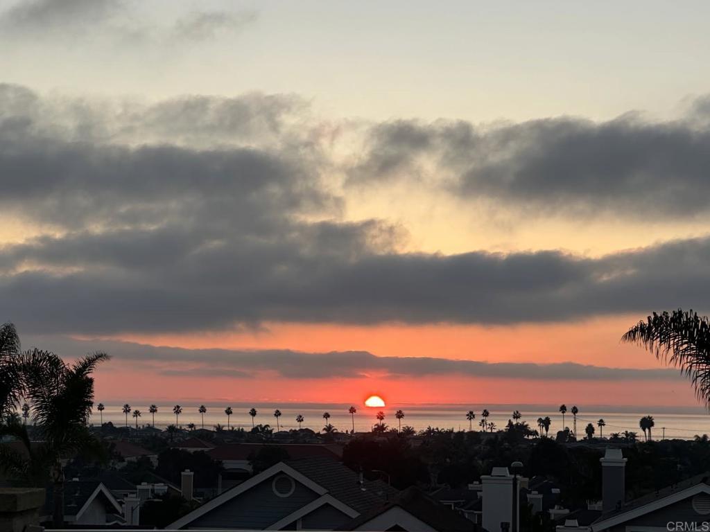 https://media.crmls.org/mediaz/69f2a041-e6e4-4715-9db2-70442d692fdd.jpg?preset=X-Large