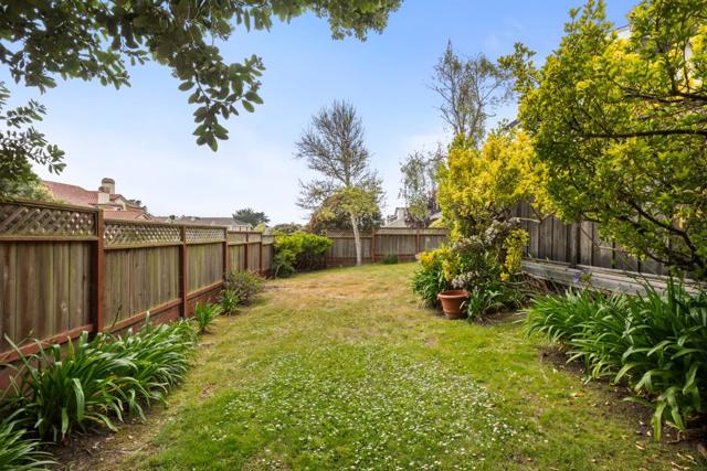 420 Greenbrier Road, Half Moon Bay CA: https://media.crmls.org/mediaz/69f32e24-7fcb-46ef-aadf-65b86c92ae63.jpg
