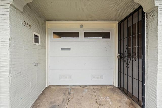 1959 19th Avenue, San Francisco CA: https://media.crmls.org/mediaz/69f3789b-0444-46ca-849d-c92ab35dae5e.jpg