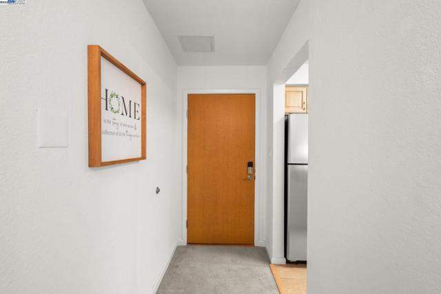 Image 11 of 16 For 66 Fairmount Ave  417