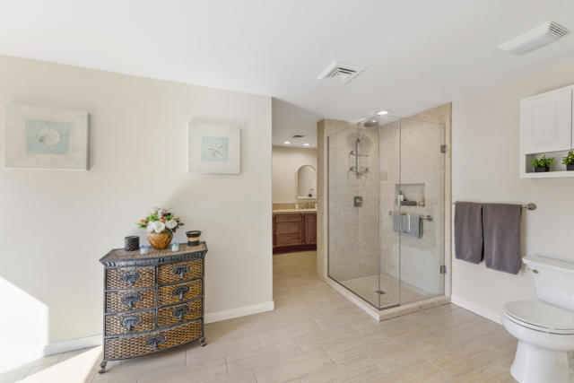 79100 Montego Bay Drive, Bermuda Dunes CA: https://media.crmls.org/mediaz/69f4232a-e569-4911-a047-d4601597d26f.jpg