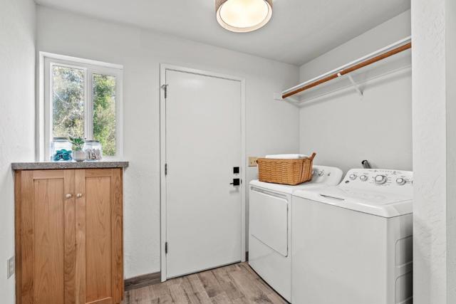 664 Bayview Drive, Aptos CA: https://media.crmls.org/mediaz/69f483c3-5b37-4abd-b705-9f28f6b47962.jpg