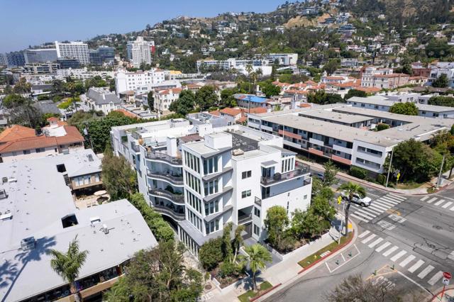 Detail Gallery Image 48 of 58 For 1283 Havenhurst Dr #101,  West Hollywood,  CA 90046 - 3 Beds | 2/1 Baths